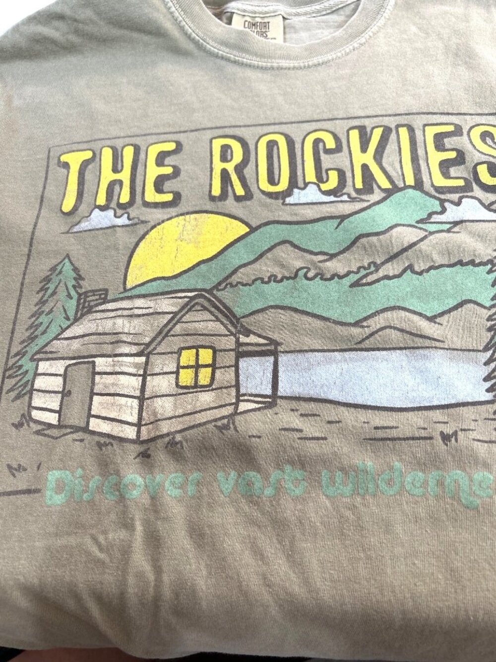 Comfort Colors Mens Graphic T-Shirt Green Multi Size M-M-M - Picture 3 of 4